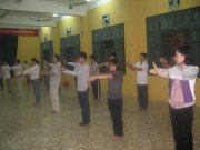 Anh chị em môn sinh lớp A14 Thanh Quan tập luyện trong ngày khai giảng 11/11/2011